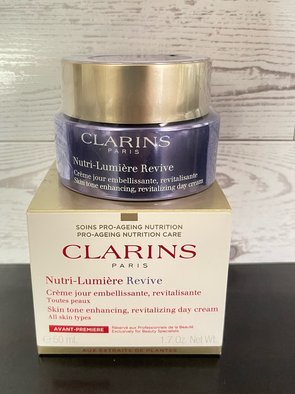 Clarins Nutri-Lumière Revive Day Cream NEW IN BOX